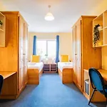 Spacious & Affordable 3 Bed *
