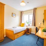 Spacious & Affordable 3 Bed