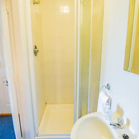 Spacious & Affordable 3 Bed *