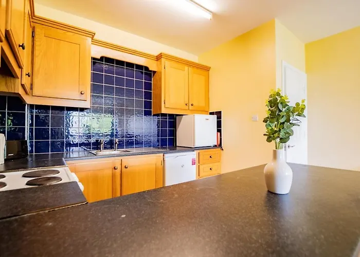 Spacious & Affordable 3 Bed Apartman Galway