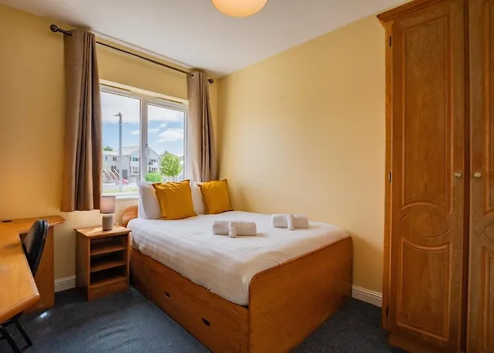 Spacious & Affordable 3 Bed *